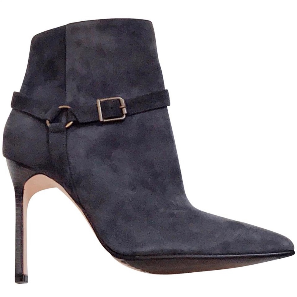 New Manolo Blahnik sz 37 Rhecha boots